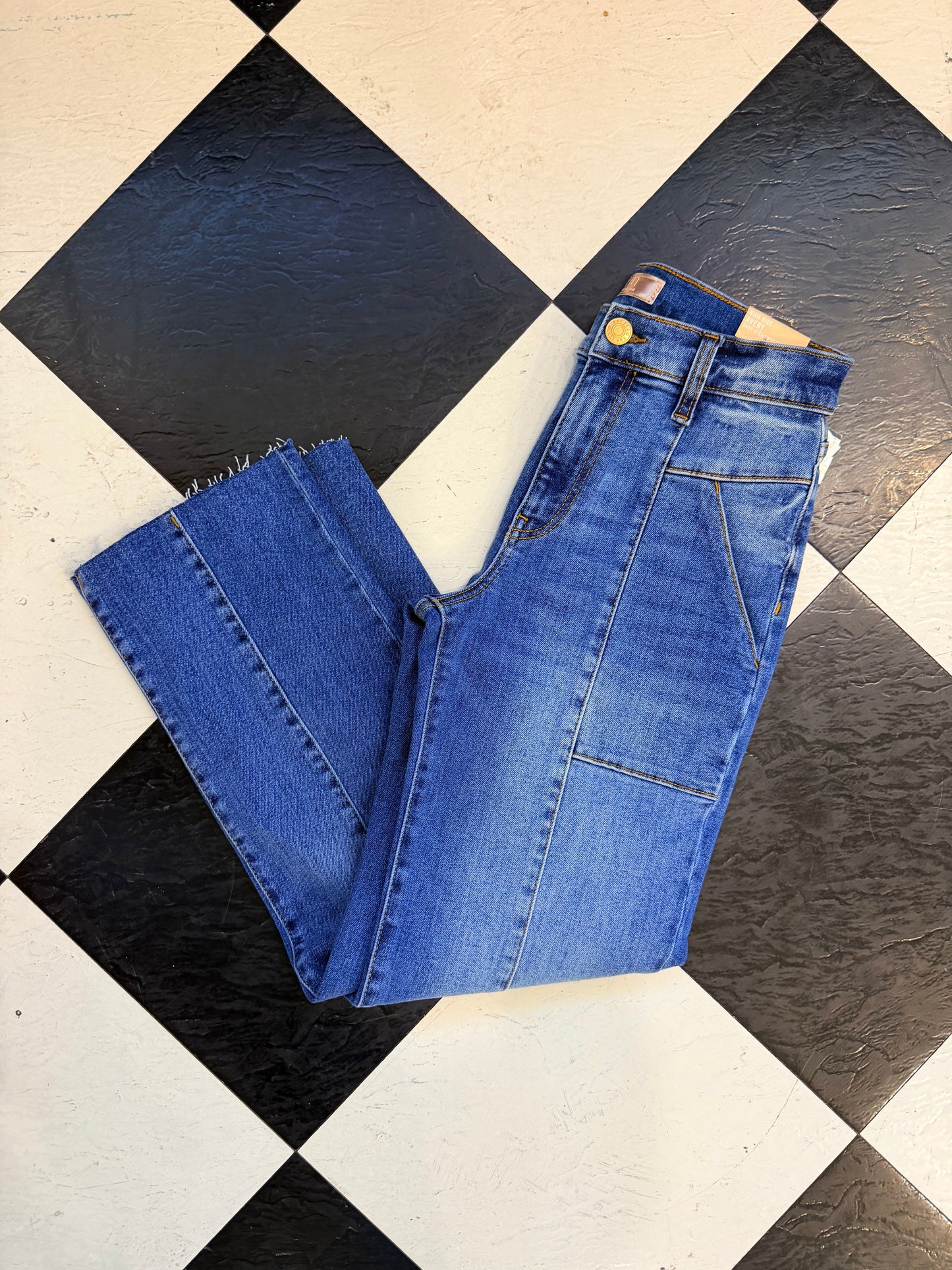 Architect Avery Very Hi Rise Jeans