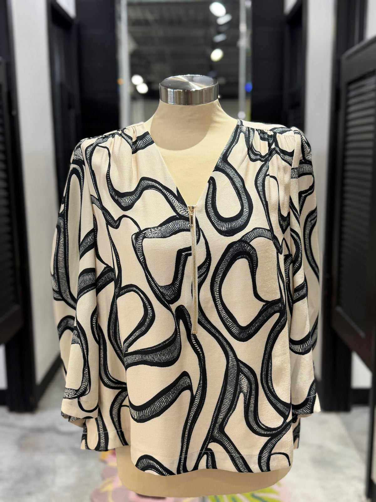 Ivory/Black Pathways Zipper Top