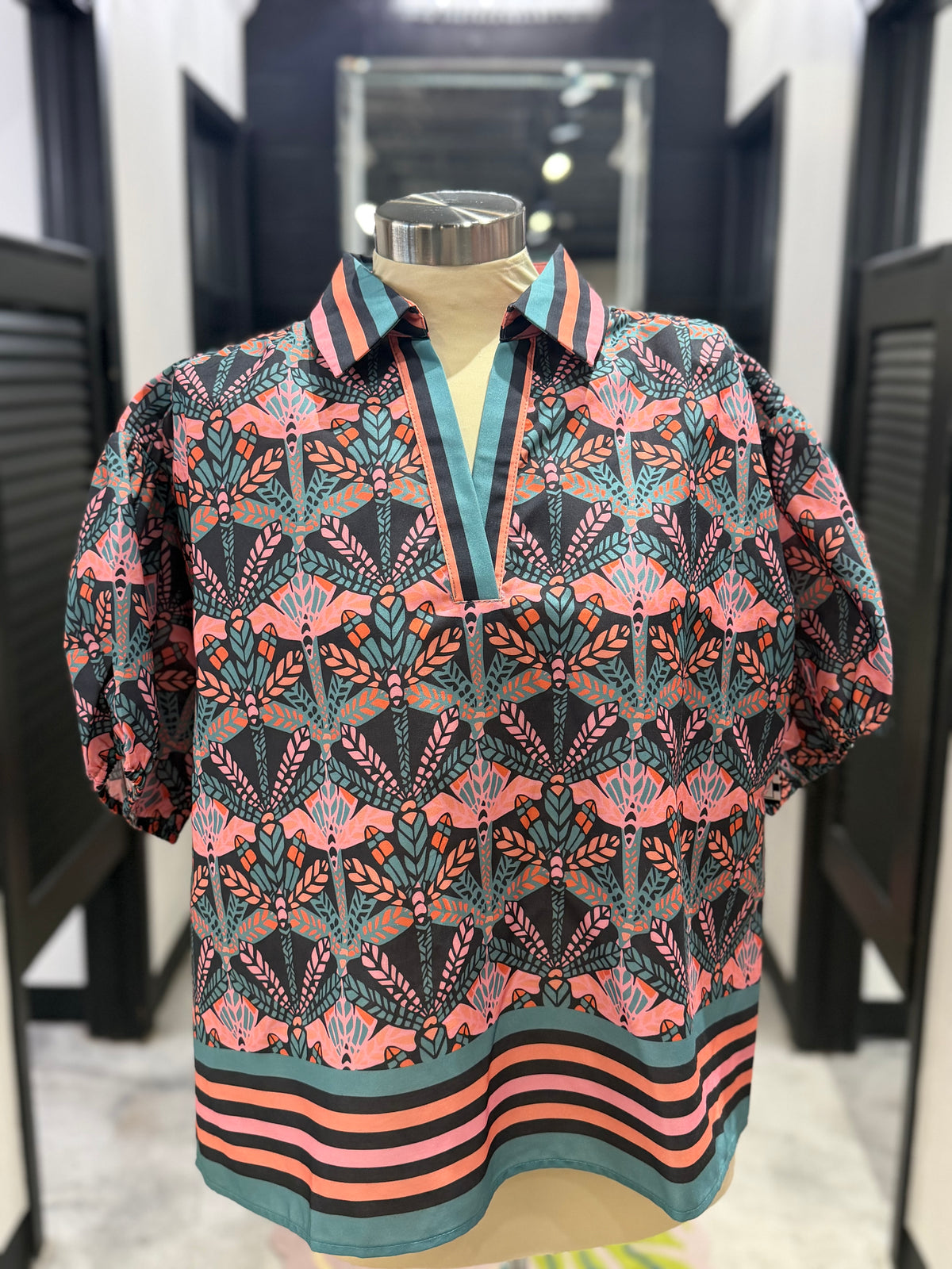 Coral Vine Border Collar Top