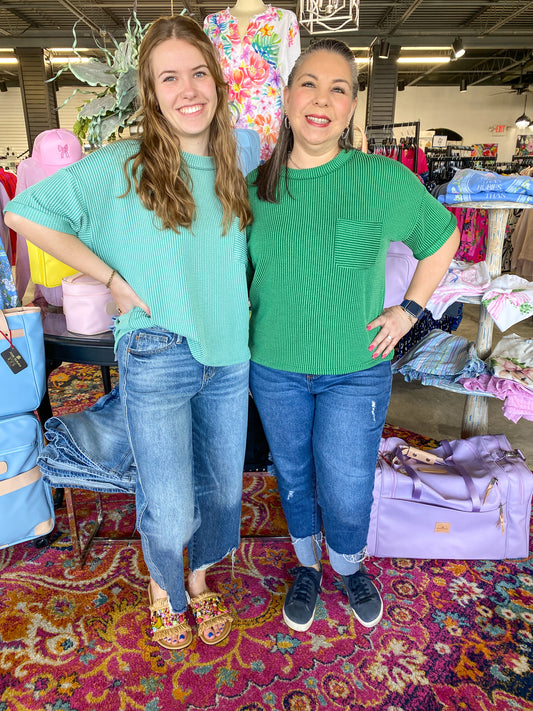 Kelly Green Short Sleeve Front Pocket Top