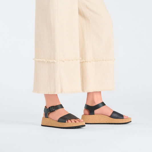 Glenda Black French Piping