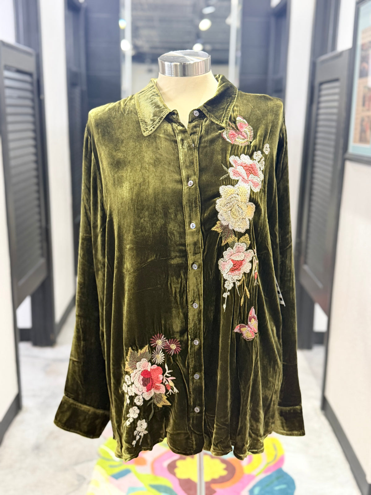 Evergreen Anisiah HiLo Top