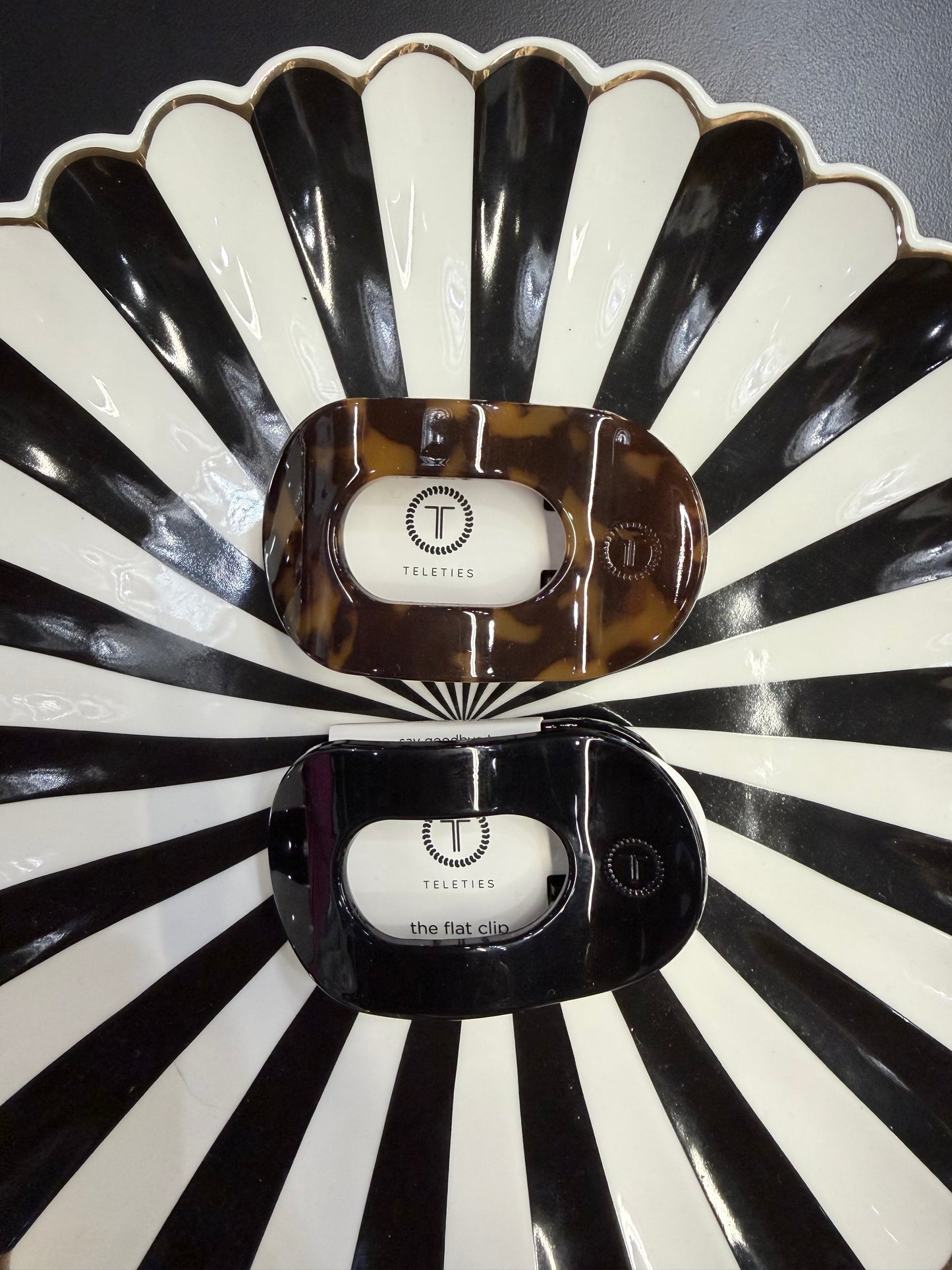 Flat Round Hair Clip - Tiny