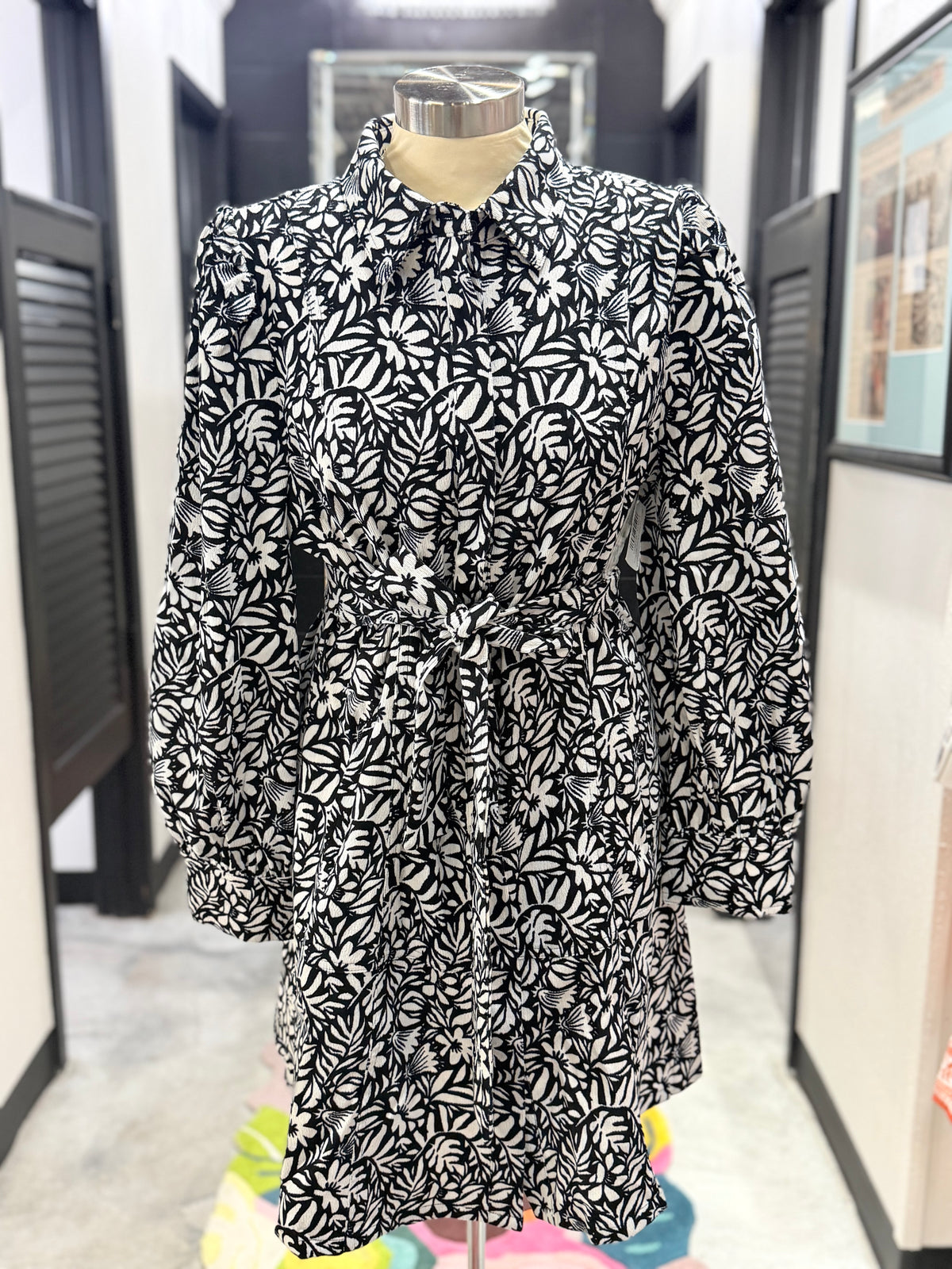 Black/Ivory Pattern Button Belt Dress