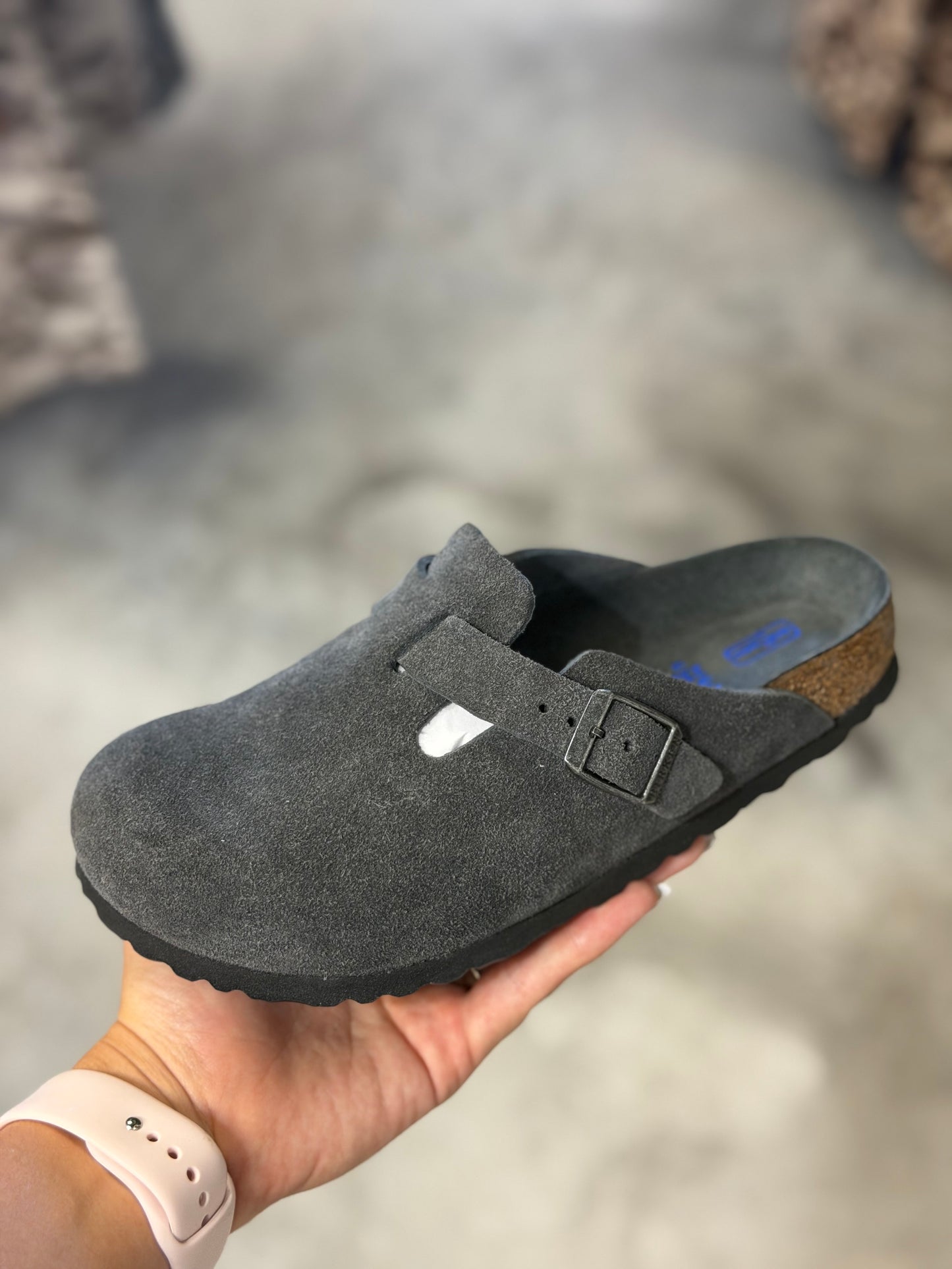 Boston  Suede Charcoal Tonal SF NAR