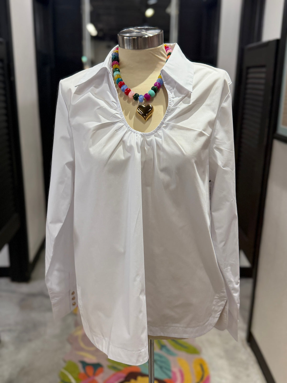 White Horseshoe Neck Top
