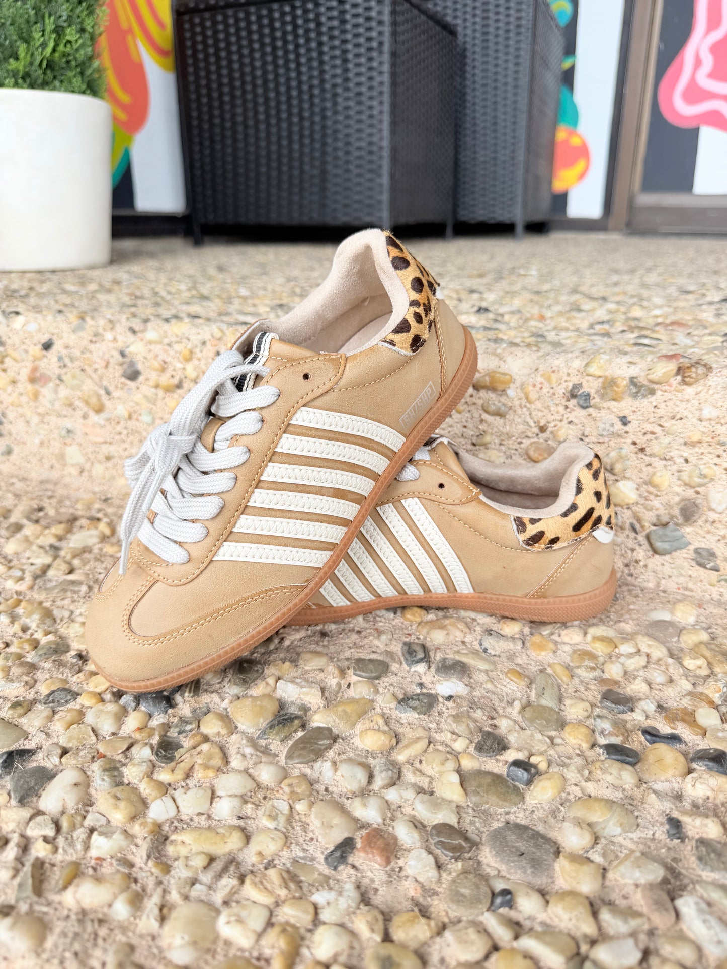 Moss/Leo Sneaker
