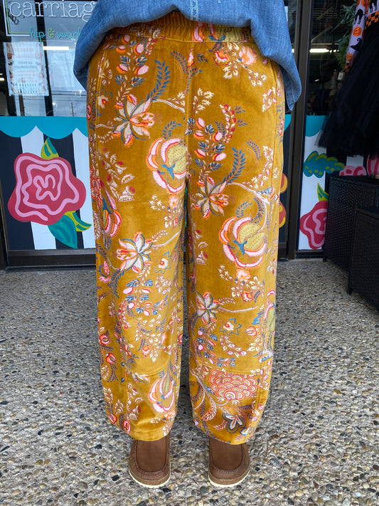 Gold Detailed Pull on Barrel Pant