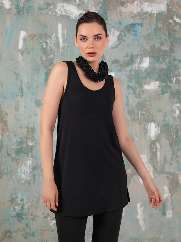 Black Dakota Tank