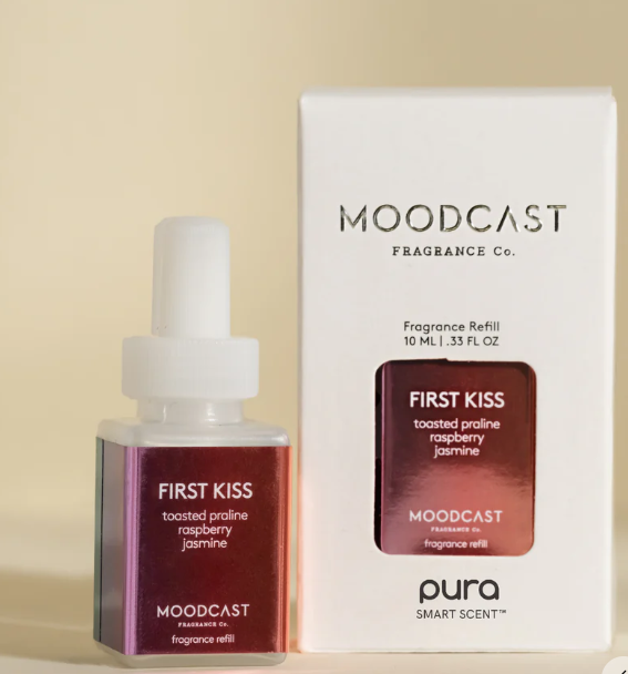 First Kiss- Pura