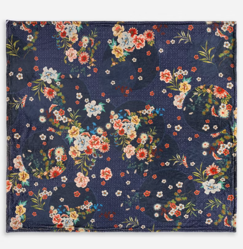 Advestia Travel Blanket