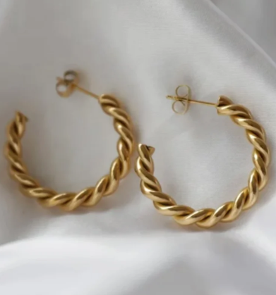 Medium Twist Hoops