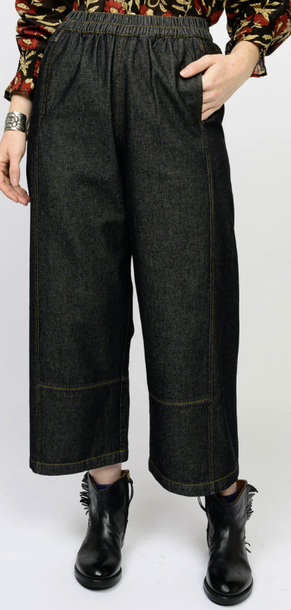 Black Pull On Barrel Pant
